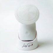 The front view of the Lucky Skin Brush